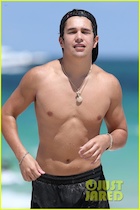 Austin Mahone : austin-mahone-1465137962.jpg