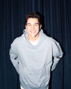 Austin Mahone : austin-mahone-1487830321.jpg