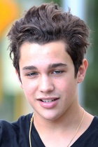 Austin Mahone : austin-mahone-1531313386.jpg