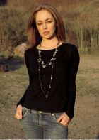 Autumn Reeser : autumnreeser_1216804578.jpg