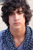 Avan Jogia : avanjogia_1244656481.jpg