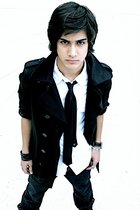 Avan Jogia : avanjogia_1244656515.jpg