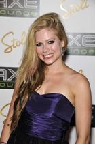 Avril Lavigne : avril_lavigne_1251880281.jpg