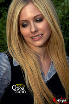 Avril Lavigne : avril_lavigne_1260056098.jpg