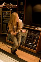 Avril Lavigne : avril_lavigne_1285788431.jpg