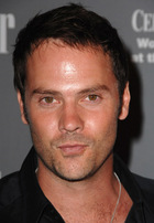 Barry Watson : barry_watson_1222794323.jpg