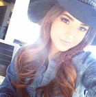 Becky G : becky-g-1439149801.jpg