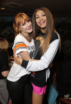 Bella Thorne : TI4U1386337043.jpg