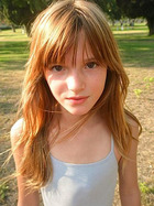 Bella Thorne : bella-thorne-1338578483.jpg