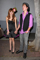 Bella Thorne : bella-thorne-1348069908.jpg