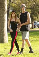 Bella Thorne : bella-thorne-1382471283.jpg