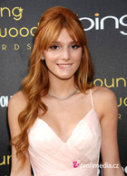 Bella Thorne : bella-thorne-1384280709.jpg