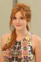 Bella Thorne : bella-thorne-1384280717.jpg