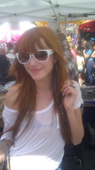 Bella Thorne : bella_thorne_1306874038.jpg