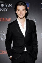 Ben Barnes : ben-barnes-1320431527.jpg