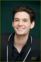 Ben Barnes : ben-barnes-1374515415.jpg