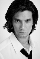 Ben Barnes : ben-barnes-1565644459.jpg