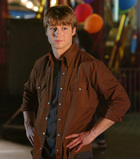 Benjamin McKenzie : TI4U_u1142921043.jpg