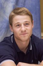 Benjamin McKenzie : TI4U_u1143862349.jpg