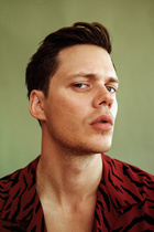 Bill Skarsgård : bill-skarsgrd-1603611594.jpg