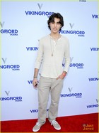 Blake Michael : blake-michael-1372262634.jpg