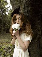 Bonnie Wright : bonnie-wright-1324222409.jpg