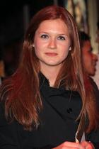 Bonnie Wright : bonnie_wright_1255202439.jpg