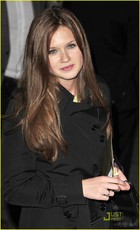 Bonnie Wright : bonnie_wright_1268025353.jpg