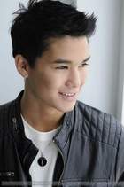 Booboo Stewart : boo-boo-stewart-1321326740.jpg