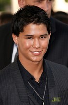 Booboo Stewart : boo-boo-stewart-1323026232.jpg