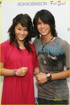 Booboo Stewart : boo-boo-stewart-1329354731.jpg