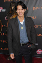 Booboo Stewart : boo-boo-stewart-1334188105.jpg