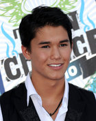 Booboo Stewart : boo-boo-stewart-1339201994.jpg