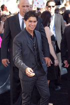 Booboo Stewart : boo-boo-stewart-1339226121.jpg