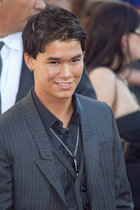 Booboo Stewart : boo-boo-stewart-1339226122.jpg