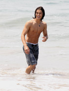 Booboo Stewart : boo-boo-stewart-1340574904.jpg