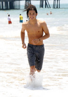 Booboo Stewart : boo-boo-stewart-1345408098.jpg