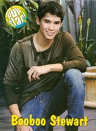 Booboo Stewart : boo-boo-stewart-1348326932.jpg