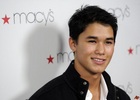 Booboo Stewart : boo-boo-stewart-1351387675.jpg