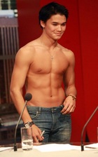 Booboo Stewart : boo-boo-stewart-1351437738.jpg