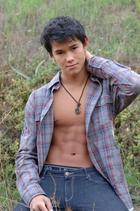 Booboo Stewart : boo_boo_stewart_1259641618.jpg