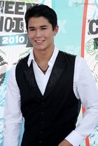 Booboo Stewart : boo_boo_stewart_1308926014.jpg