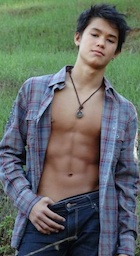 Booboo Stewart : booboo-stewart-1515388501.jpg