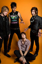 Boys Like Girls : boyslikegirls_1274469295.jpg