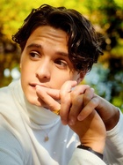 Bradley Simpson : bradley-simpson-1598289291.jpg