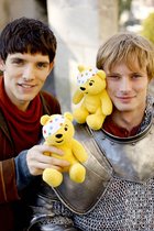 Bradley James : TI4U_u1302565586.jpg