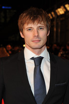 Bradley James : bradley-james-1372627331.jpg