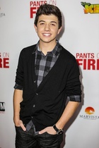 Bradley Steven Perry : bradley-steven-perry-1415393084.jpg