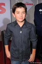 Bradley Steven Perry : bradley-steven-perry-1429642801.jpg