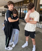 Brandon Rowland : TI4U1599705542.jpg